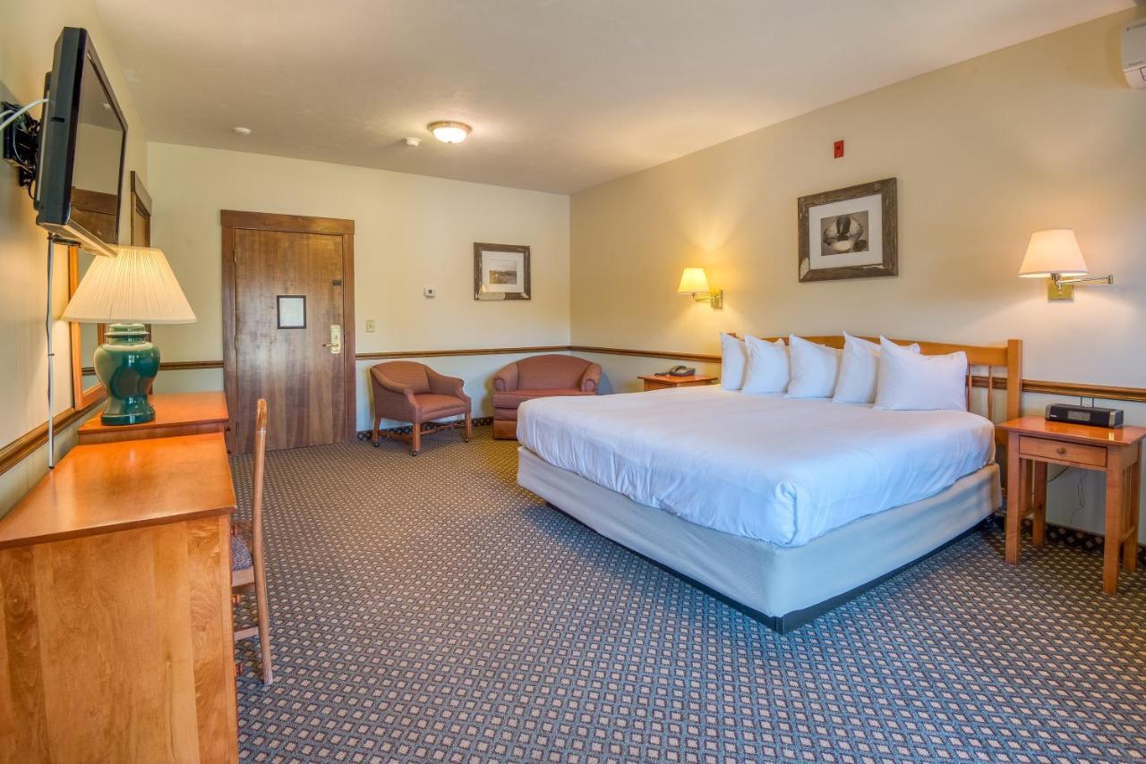 Purity Spring Hotel 2*