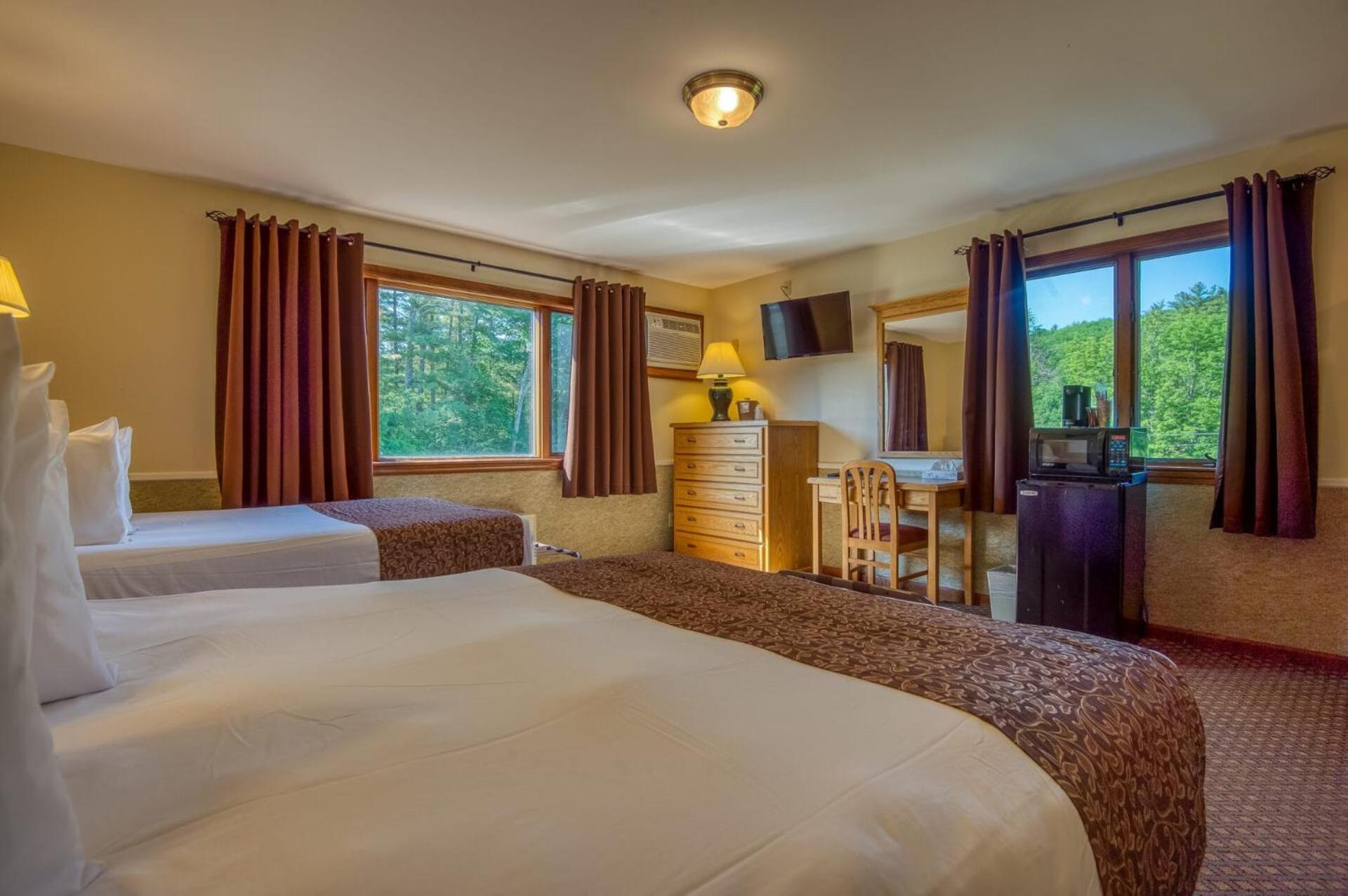 Purity Spring Hotel 2*